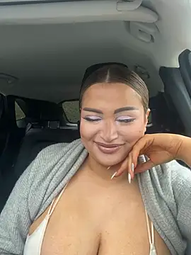 Snapshot of EmiliaPetrova chatting on 03-21-25, 04:40 EmiliaPetrova online show from 03-21-25, 04:40