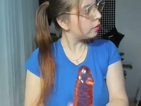 lorenitabella online show from 10-24-25, 08:33