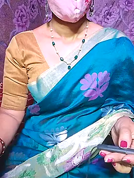 Snapshot of XBHUUME chatting on 03-04-25, 05:34 XBHUUME online show from 03-04-25, 05:34