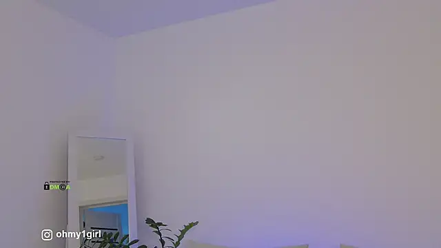 Fallinlove1 online show from 02-25-26, 03:32