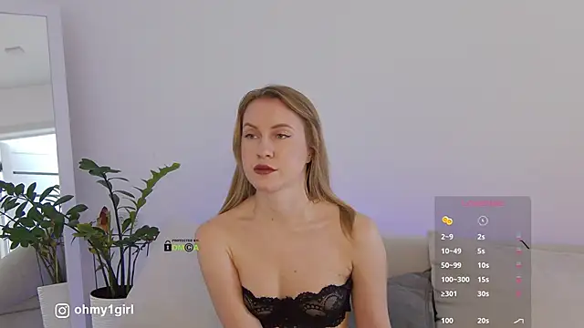 Fallinlove1 online show from 03-03-26, 07:25