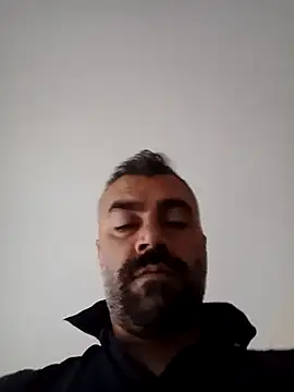 Snapshot of kevgir08 chatting on 06-19-26, 03:44 kevgir08 online show from 06-19-26, 03:44