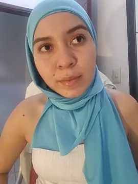 MatchedEyebrow online show from 03-06-25, 09:53