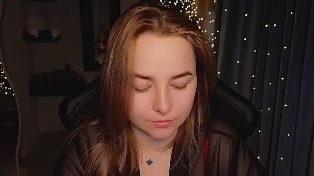 Mira Mermayd online show from 12-19-25, 01:12