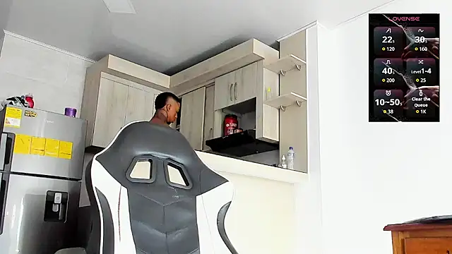 YeremiBrowm online show from 11-29-25, 07:39