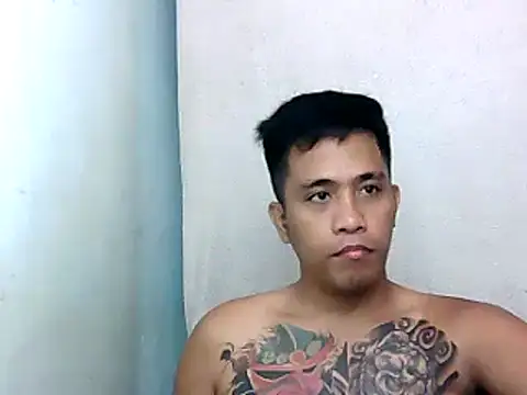 Snapshot of Thyler08 chatting on 12-04-24, 08:34 Thyler08 online show from 12-04-24, 08:34