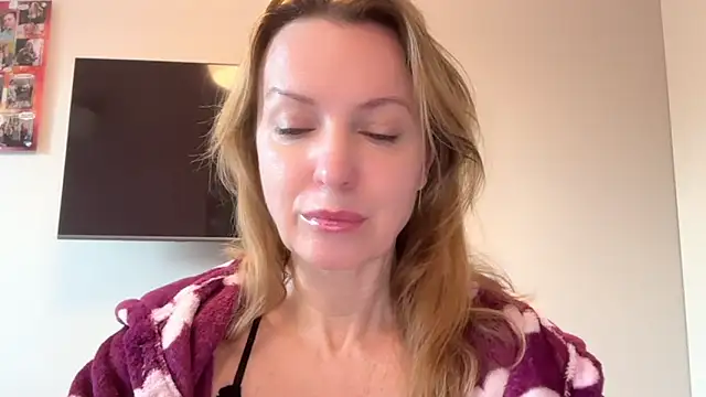 RachellAmazing online show from 03-05-25, 07:27