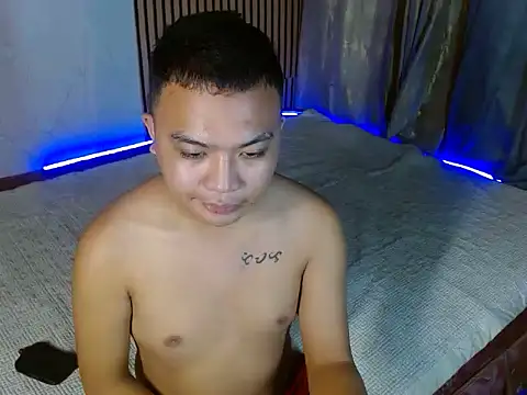 xsweetasian69x online show from 12-18-24, 03:55