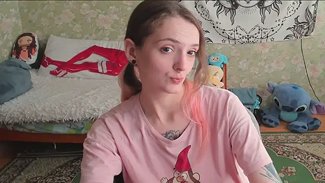 Snapshot of Cutie_Adelia chatting on 06-04-26, 11:05 Cutie Adelia online show from 06-04-26, 11:05