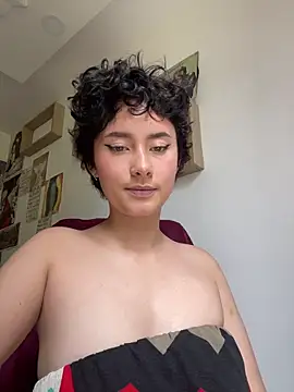 bellaa-w online show from 10-27-25, 05:50