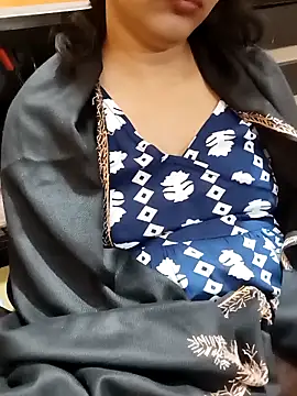 Diya 143 online show from 11-23-25, 07:02