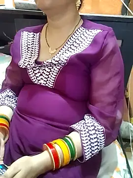 Diya 143 online show from 07-28-26, 03:21