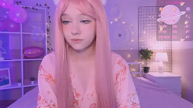 Snapshot of IrmaBell chatting on 12-15-24, 08:58 IrmaBell online show from 12-15-24, 08:58