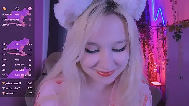 Snapshot of IrmaBell chatting on 02-16-25, 11:38 IrmaBell online show from 02-16-25, 11:38