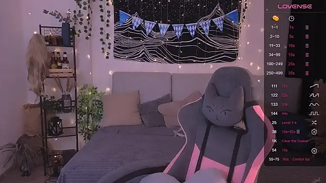 Snapshot of IrmaBell chatting on 10-09-25, 10:52 IrmaBell online show from 10-09-25, 10:52