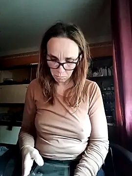 Dettybitch40 online show from 10-11-25, 05:50