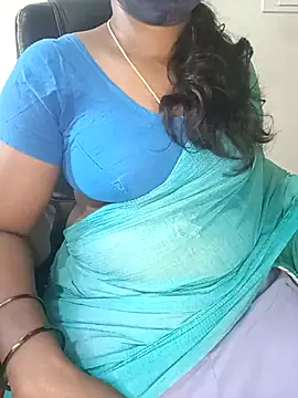 Snapshot of Tamil-hotwife chatting on 04-28-26, 05:01 Tamil-hotwife online show from 04-28-26, 05:01