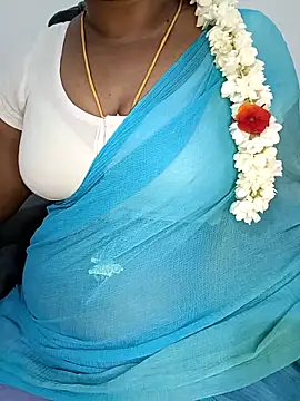 Snapshot of Tamil-hotwife chatting on 05-03-26, 04:24 Tamil-hotwife online show from 05-03-26, 04:24