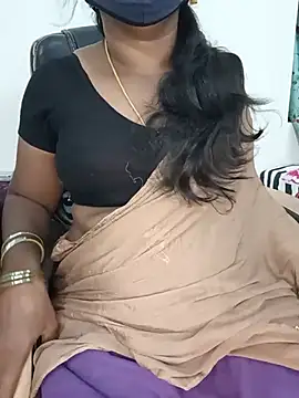 Snapshot of Tamil-hotwife chatting on 05-22-26, 12:29 Tamil-hotwife online show from 05-22-26, 12:29
