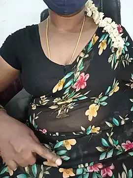 Snapshot of Tamil-hotwife chatting on 05-22-26, 05:07 Tamil-hotwife online show from 05-22-26, 05:07
