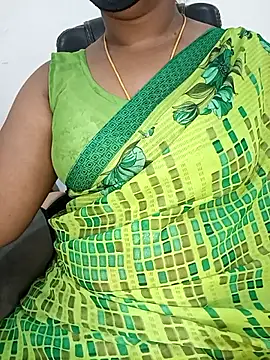 Snapshot of Tamil-hotwife chatting on 06-07-26, 01:10 Tamil-hotwife online show from 06-07-26, 01:10