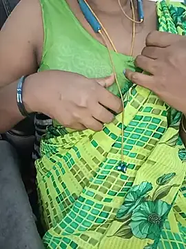 Snapshot of Tamil-hotwife chatting on 06-22-26, 10:12 Tamil-hotwife online show from 06-22-26, 10:12