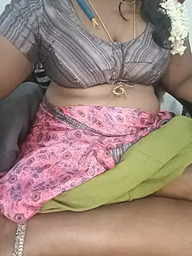 Snapshot of Tamil-hotwife chatting on 07-03-26, 12:06 Tamil-hotwife online show from 07-03-26, 12:06
