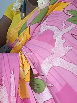 Snapshot of Tamil-hotwife chatting on 07-16-26, 04:02 Tamil-hotwife online show from 07-16-26, 04:02