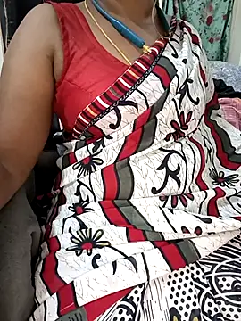 Snapshot of Tamil-hotwife chatting on 07-20-26, 04:42 Tamil-hotwife online show from 07-20-26, 04:42