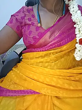 Snapshot of Tamil-hotwife chatting on 07-24-26, 11:58 Tamil-hotwife online show from 07-24-26, 11:58