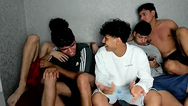 pelusos mens online show from 02-04-25, 03:33