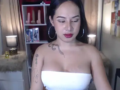 FrancineGarcia online show from 07-18-26, 04:44