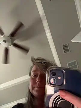 Vivian MayXxX online show from 02-12-26, 07:20