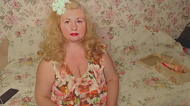 BustyDonnaSexyy online show from 05-15-26, 05:53