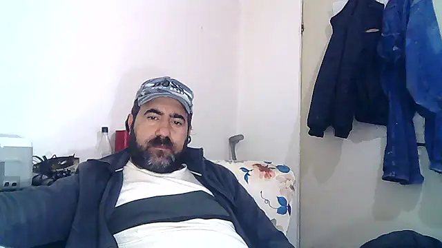 Snapshot of ZYXEL353 chatting on 01-26-25, 05:23 ZYXEL353 online show from 01-26-25, 05:23