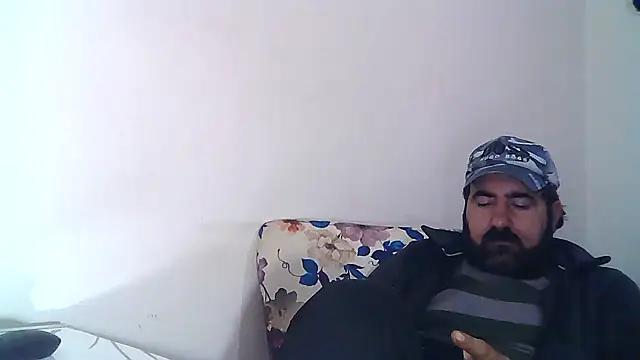 Snapshot of ZYXEL353 chatting on 02-01-25, 01:02 ZYXEL353 online show from 02-01-25, 01:02