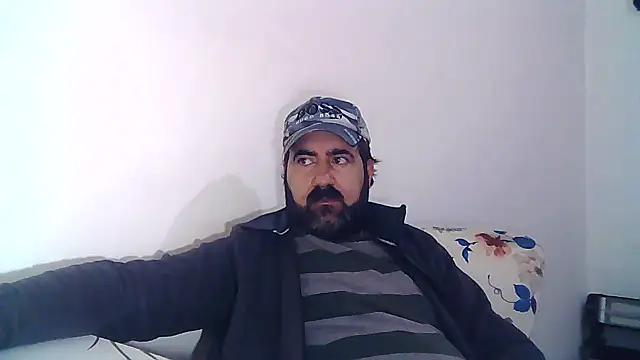 Snapshot of ZYXEL353 chatting on 02-01-25, 03:39 ZYXEL353 online show from 02-01-25, 03:39