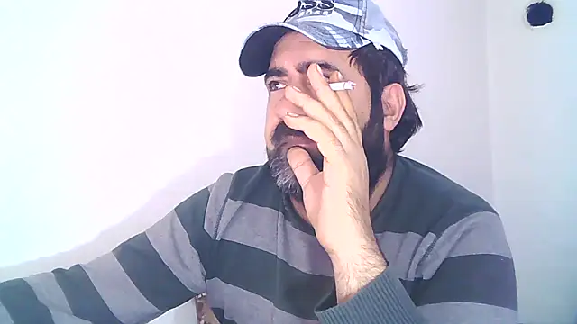 Snapshot of ZYXEL353 chatting on 02-07-25, 11:24 ZYXEL353 online show from 02-07-25, 11:24