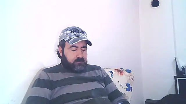 Snapshot of ZYXEL353 chatting on 02-08-25, 02:26 ZYXEL353 online show from 02-08-25, 02:26