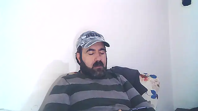 Snapshot of ZYXEL353 chatting on 02-10-25, 09:47 ZYXEL353 online show from 02-10-25, 09:47