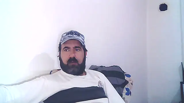 Snapshot of ZYXEL353 chatting on 02-11-25, 11:33 ZYXEL353 online show from 02-11-25, 11:33