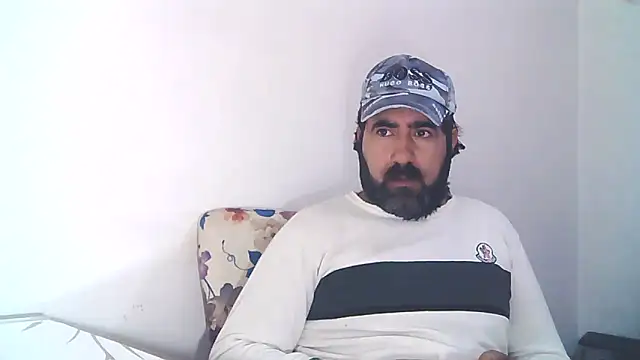 Snapshot of ZYXEL353 chatting on 02-13-25, 10:33 ZYXEL353 online show from 02-13-25, 10:33