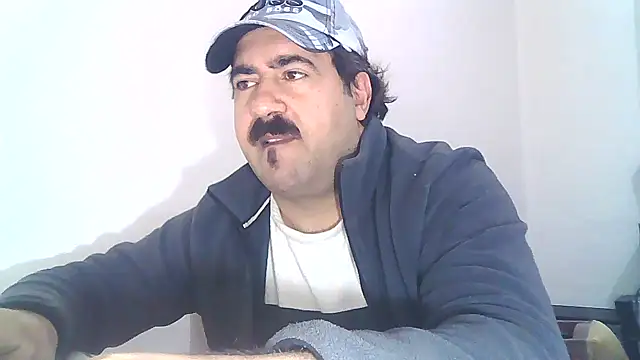 Snapshot of ZYXEL353 chatting on 02-14-25, 11:09 ZYXEL353 online show from 02-14-25, 11:09