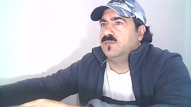 Snapshot of ZYXEL353 chatting on 02-15-25, 03:28 ZYXEL353 online show from 02-15-25, 03:28