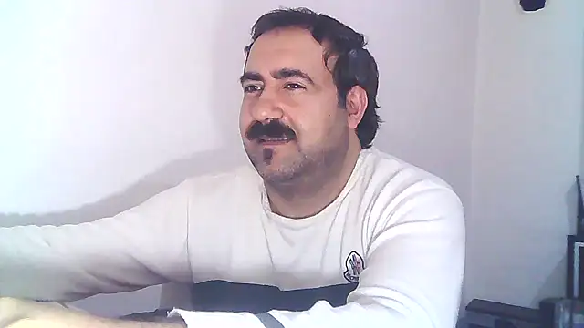 Snapshot of ZYXEL353 chatting on 02-17-25, 11:42 ZYXEL353 online show from 02-17-25, 11:42