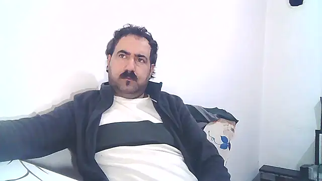 Snapshot of ZYXEL353 chatting on 02-18-25, 10:14 ZYXEL353 online show from 02-18-25, 10:14