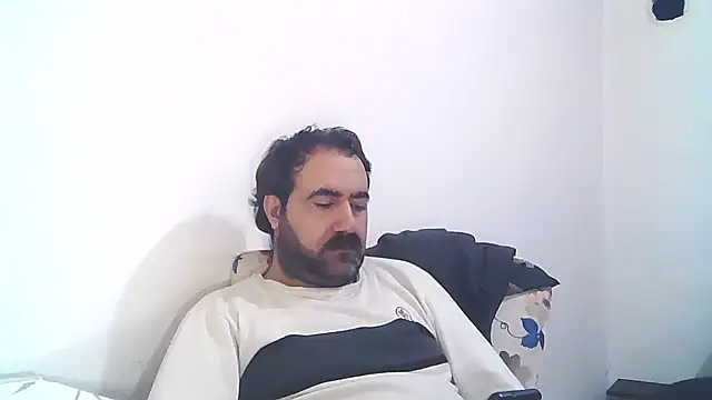 Snapshot of ZYXEL353 chatting on 02-26-25, 10:09 ZYXEL353 online show from 02-26-25, 10:09