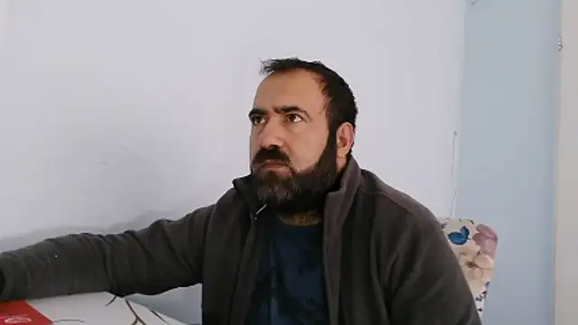 Snapshot of ZYXEL353 chatting on 10-27-25, 11:47 ZYXEL353 online show from 10-27-25, 11:47