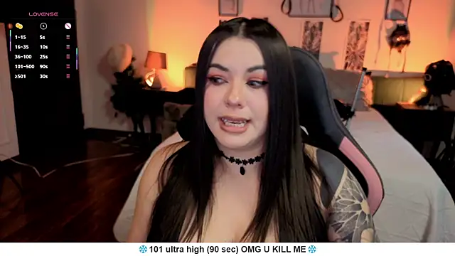 Liah santos online show from 05-20-26, 01:39