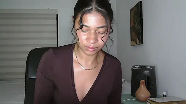 Snapshot of dark_enchantress_ chatting on 07-02-26, 03:23 dark enchantress online show from 07-02-26, 03:23